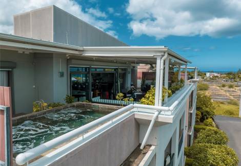 Wow factor penthouse in Tamarin
