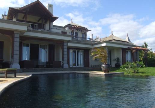 Magnifique Villa de luxe entièrement meublée avec vue sur golf et vue mer