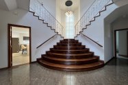 Gallery 01