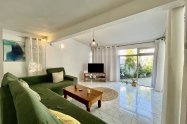 Gallery 01