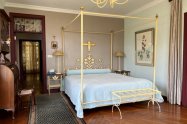 Gallery 01