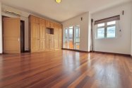 Gallery 01