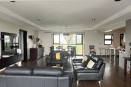 Gallery 01