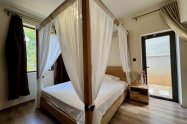 Gallery 01