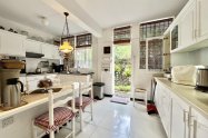Gallery 01