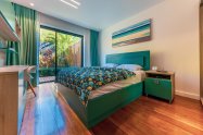 Gallery 01