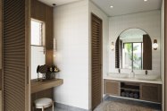 Gallery 01