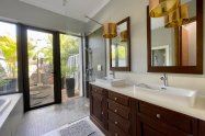 Gallery 01