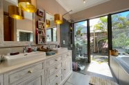 Gallery 01
