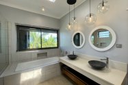 Gallery 01