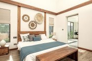Gallery 01