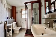 Gallery 01