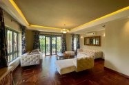 Gallery 01