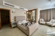 Gallery 01