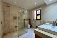 Gallery 01