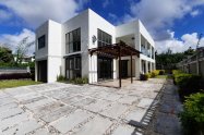 Gallery 01