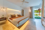 Gallery 01