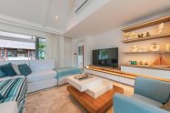 Gallery 01