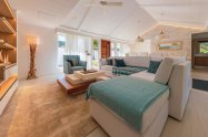 Gallery 01