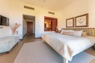 Gallery 01