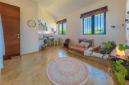 Gallery 01