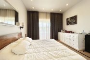 Gallery 01
