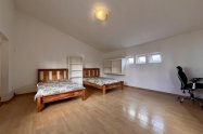 Gallery 01