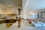 Gallery 01