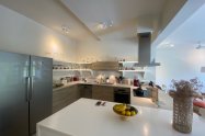 Gallery 01
