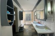 Gallery 01