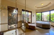 Gallery 01