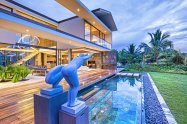 Gallery 01
