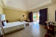 Gallery 01