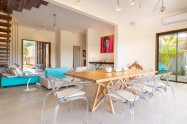 Gallery 01