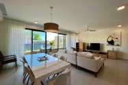 Gallery 01
