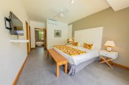 Gallery 01