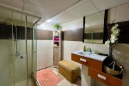 Gallery 01