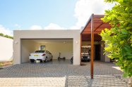 Gallery 01