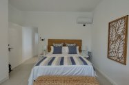Gallery 01