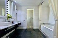 Gallery 01