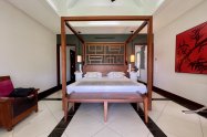 Gallery 01