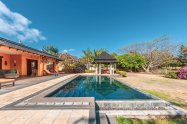 Gallery 01