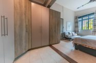 Gallery 01