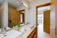 Gallery 01