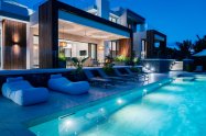 Gallery 01