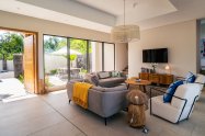 Gallery 01