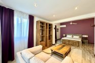 Gallery 01