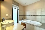 Gallery 01