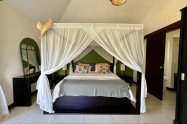 Gallery 01