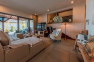 Gallery 01